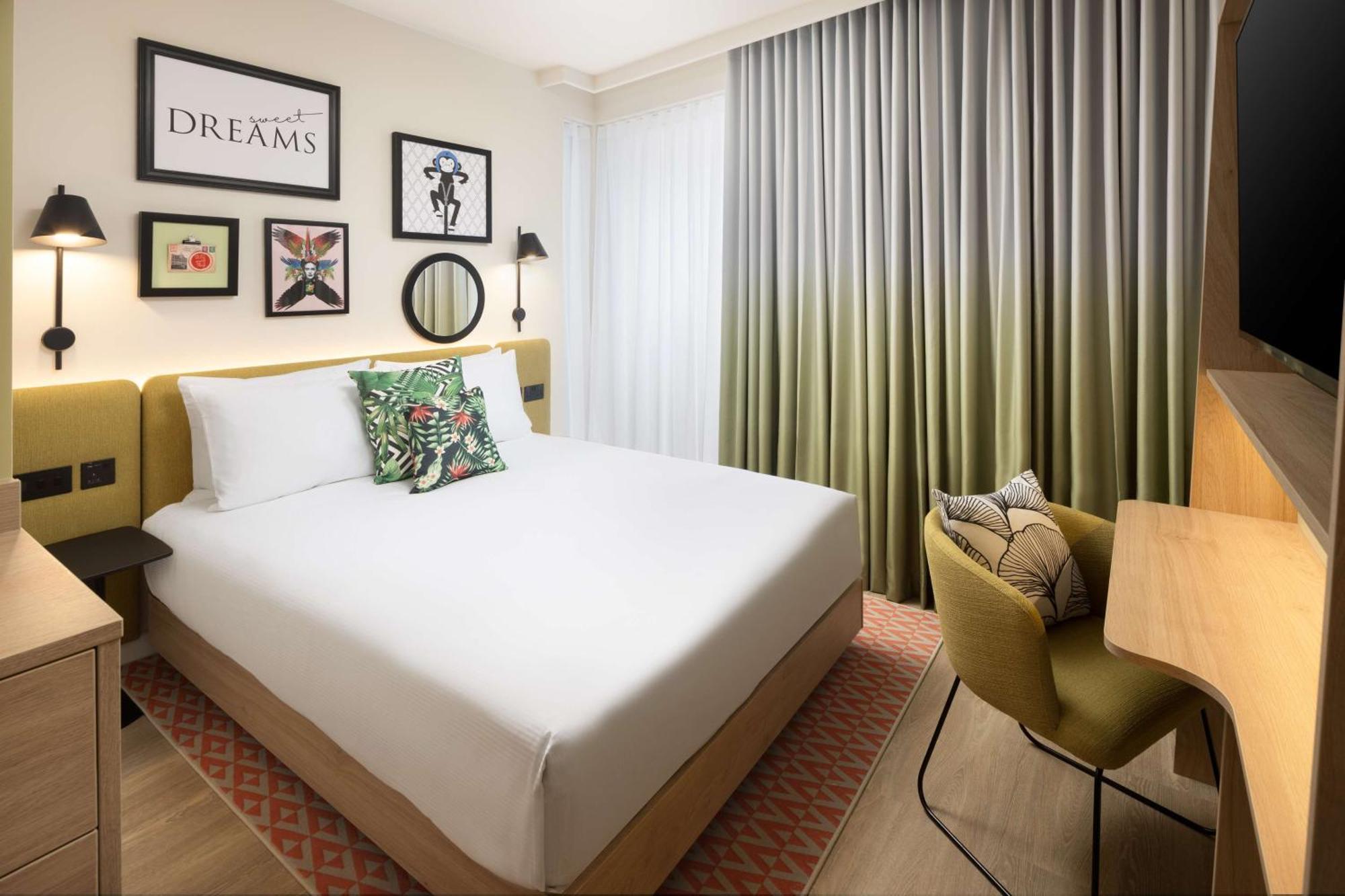 Hotel Hampton By Hilton Old Street 3*