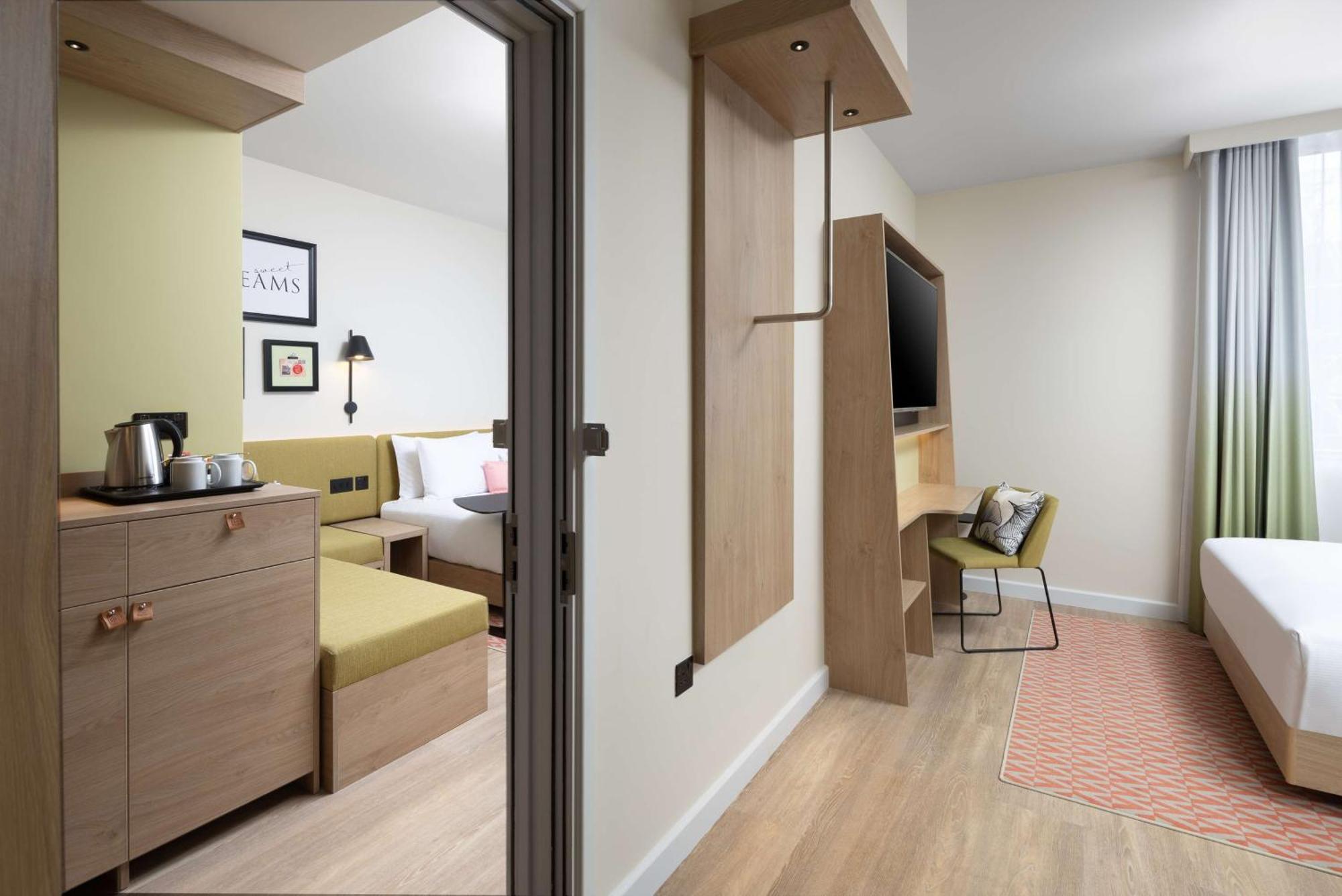 Hampton By Hilton Old Street Hotel 3*