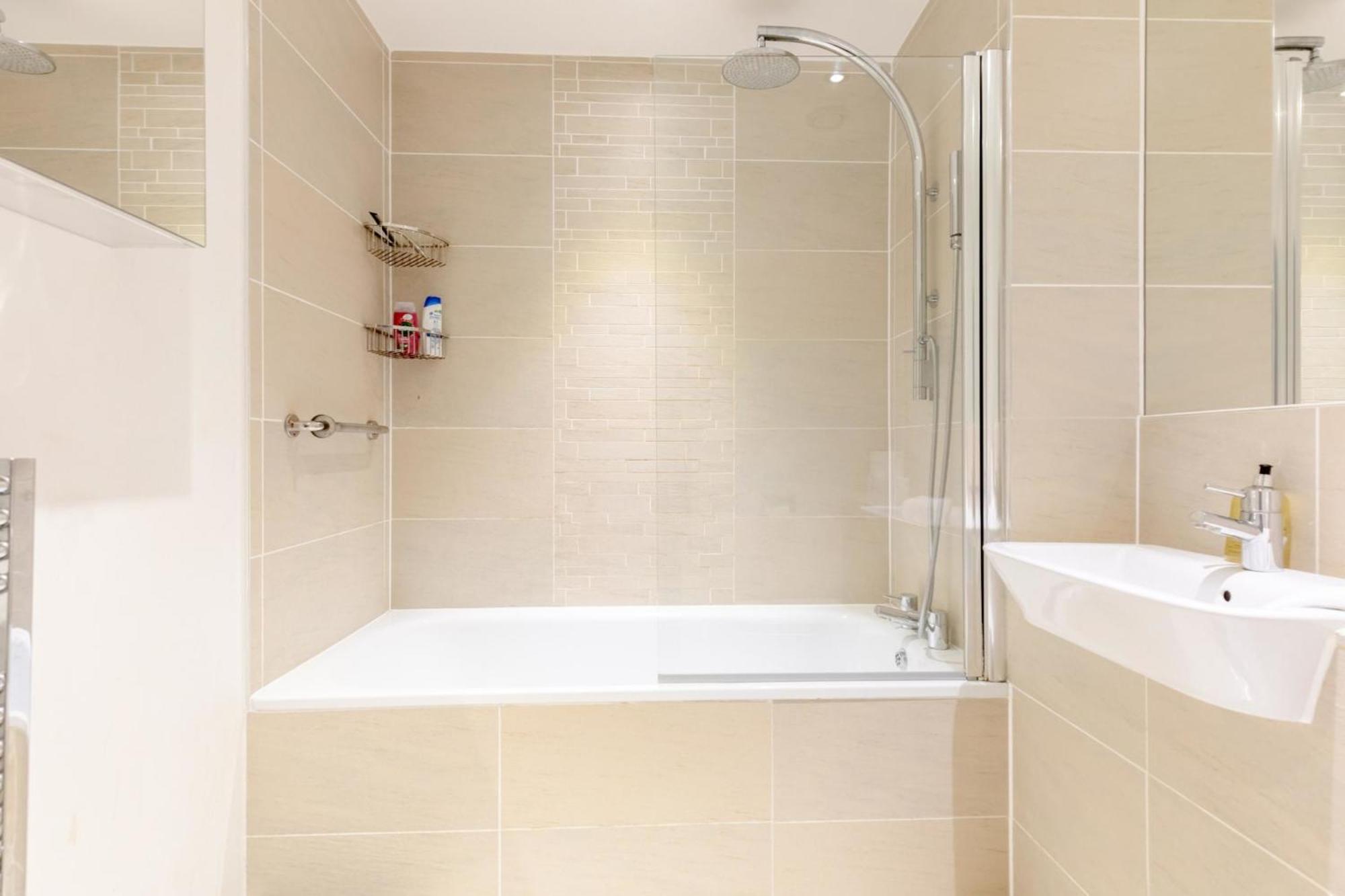 Appartement Gorgeous 1bd Flat - 10 Mins From Clapham Common! Londen