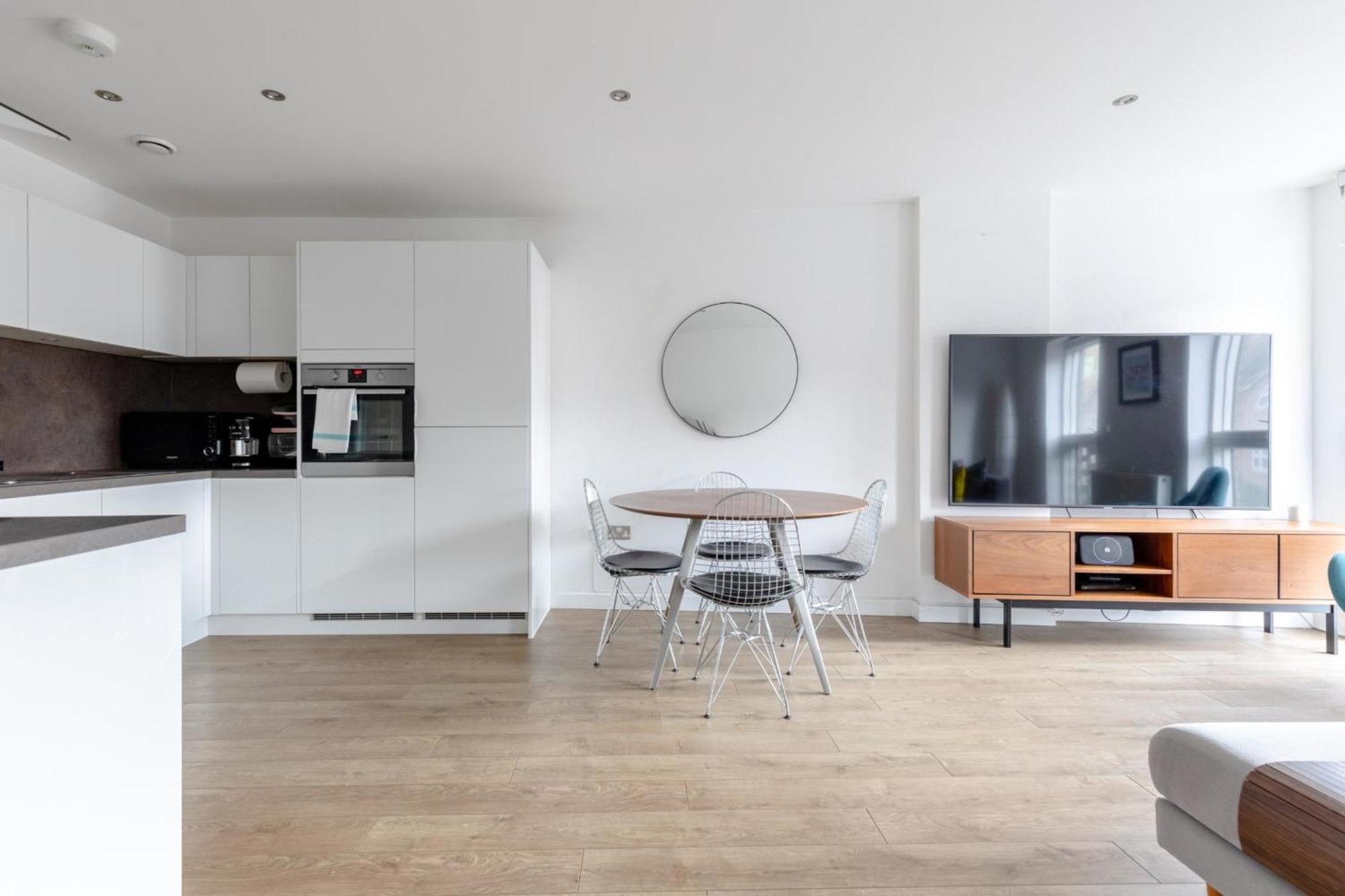 Gorgeous 1bd Flat - 10 Mins From Clapham Common! Appartement Londen