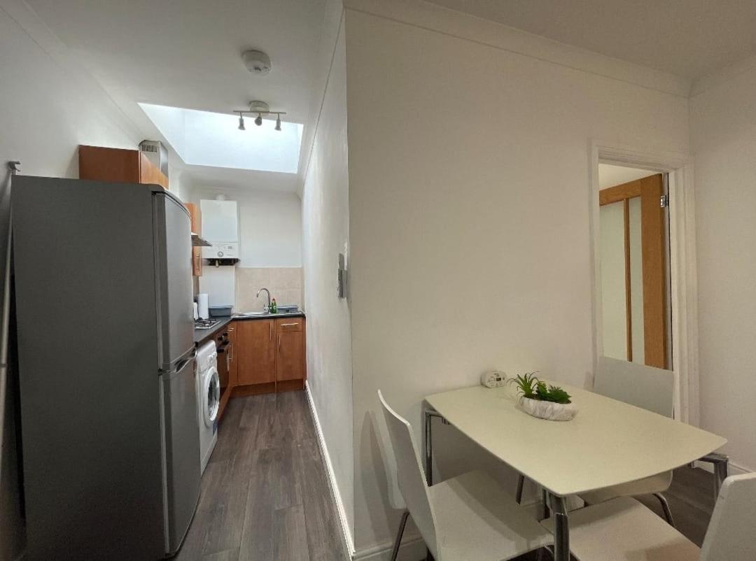 Apartment Flat 6, 419 Fulham