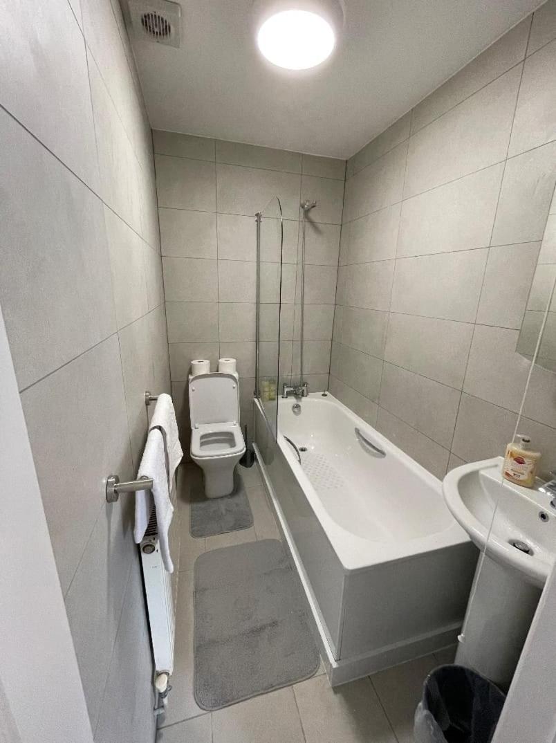 Flat 2 Battersea Park Road Appartamento *
