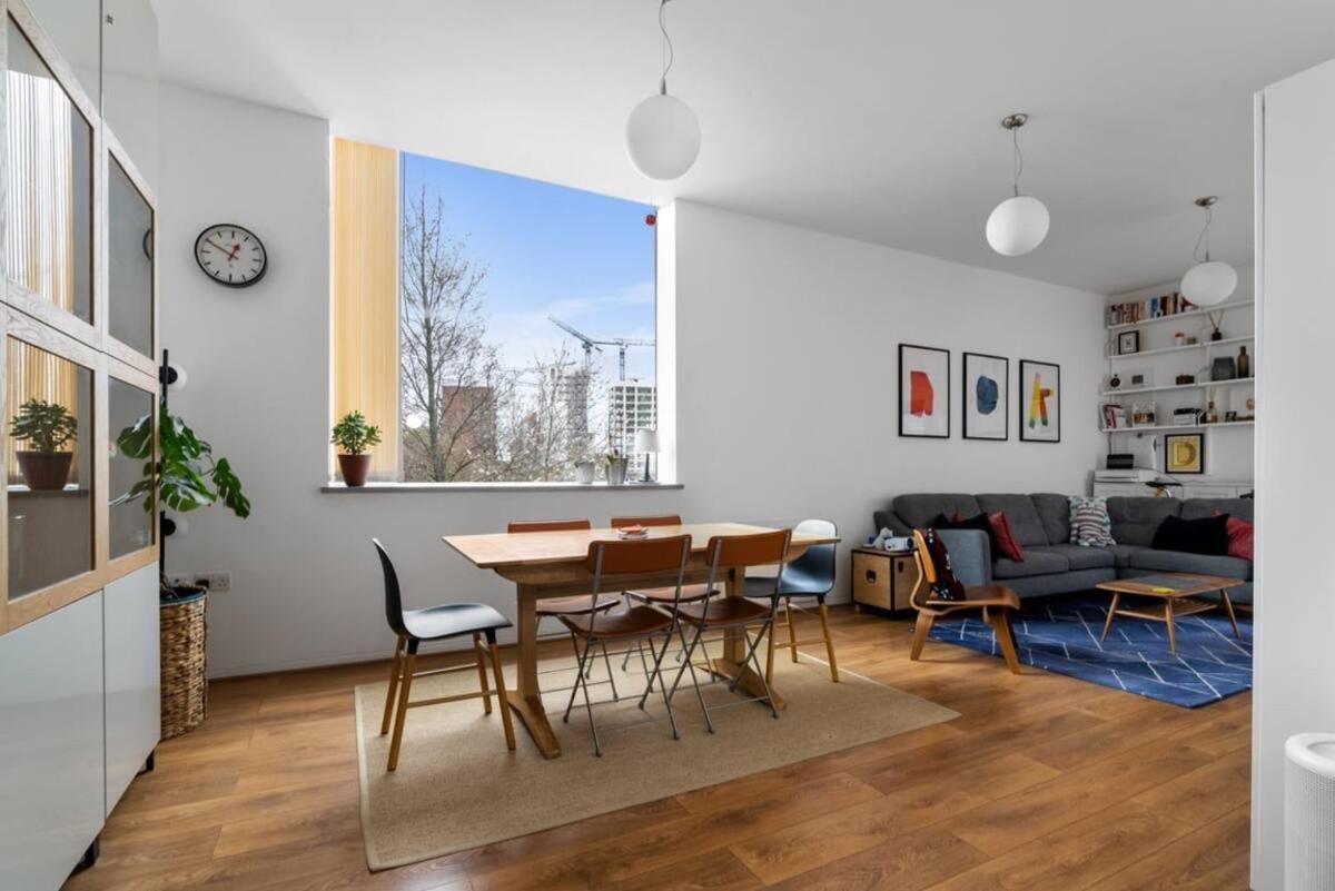 Luxury Modern Flat Near Excel, 02 & Canary Wharf Appartement *