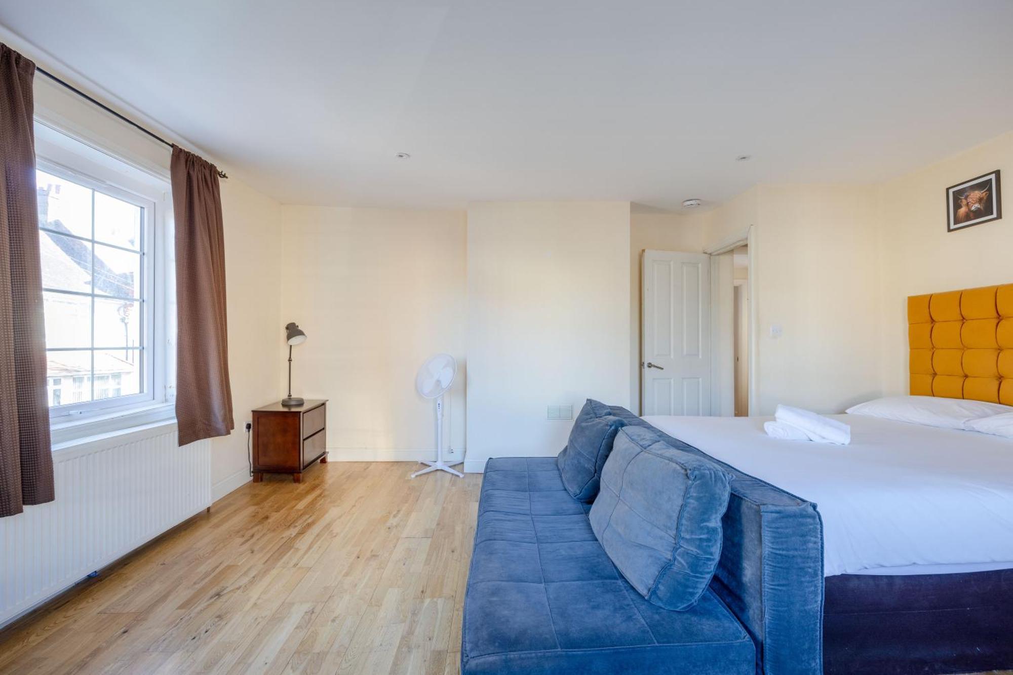 Gasthof Big House Close To Metro Underground - Sleeps Up To 13 London