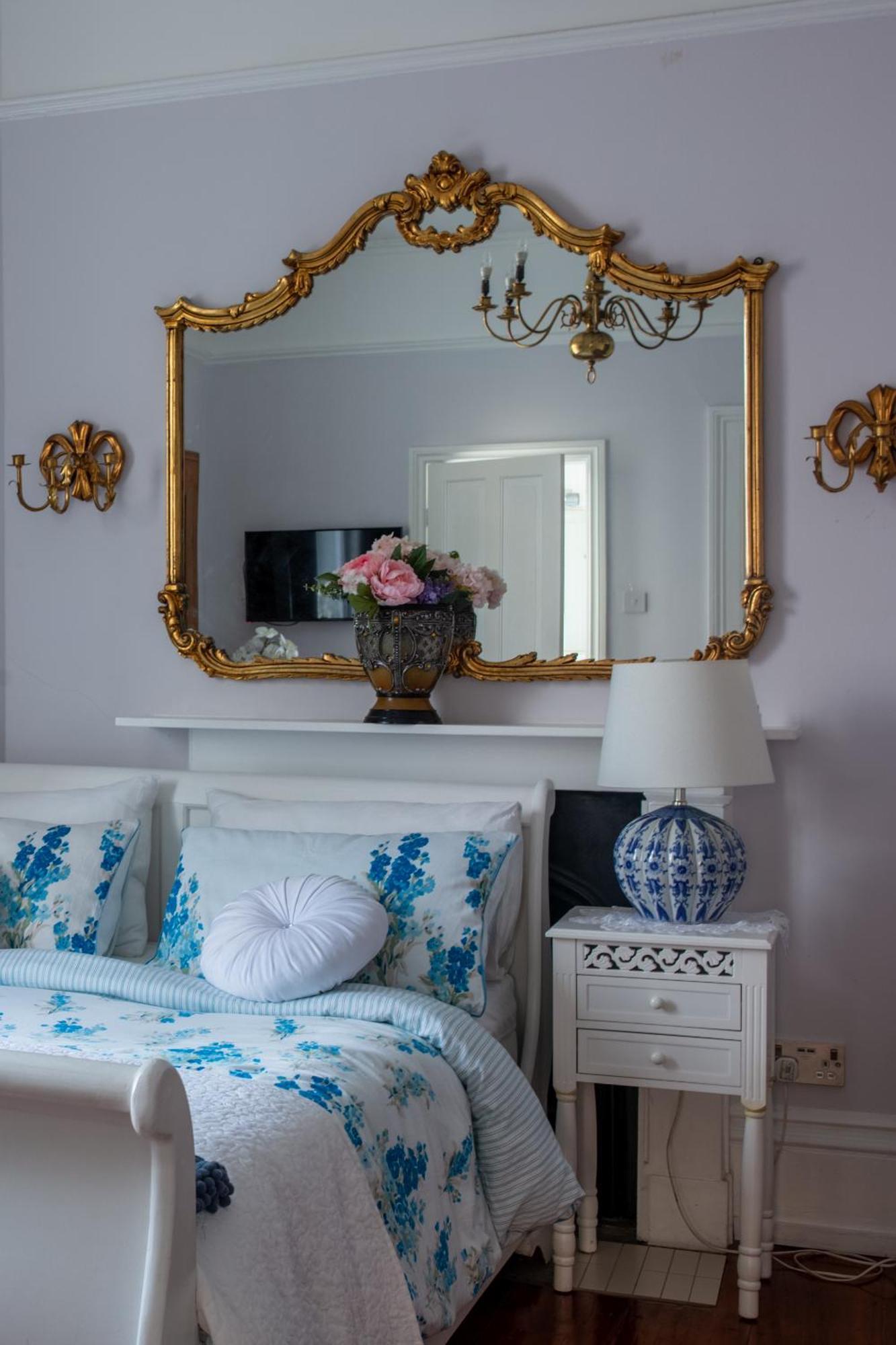 Dawson Place, Juliette's Bed & Breakfast
