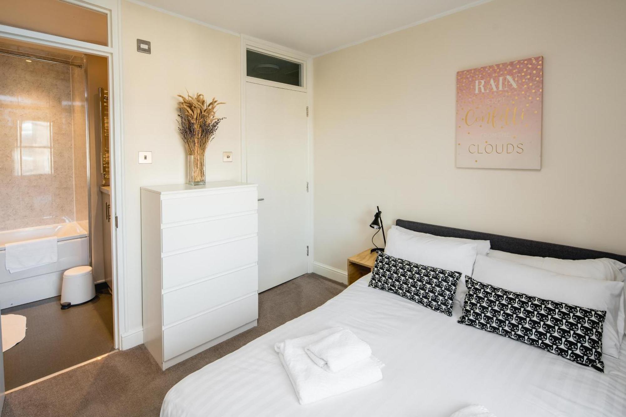 Superb 1bd Flat In The Heart Of Camden Town * London