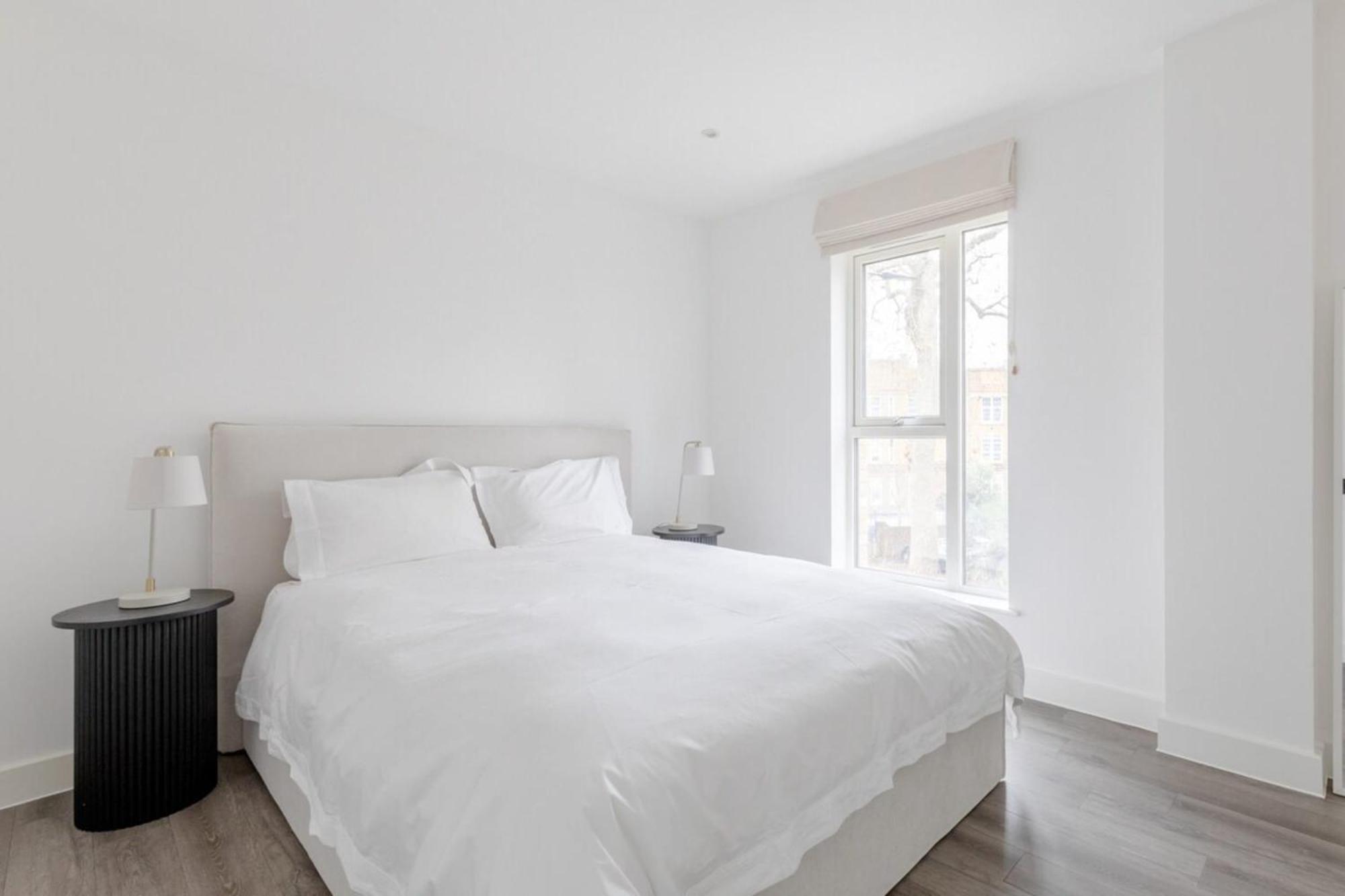 Elegant & Serene 2bd Flat Wroof Terrace Hoxton! Lägenhet