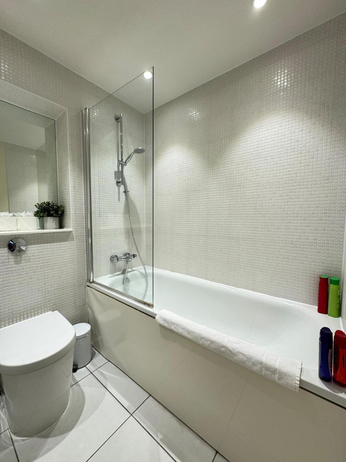 Leilighet Contemporary 2bd Flat Wbalcony Canary Wharf! *