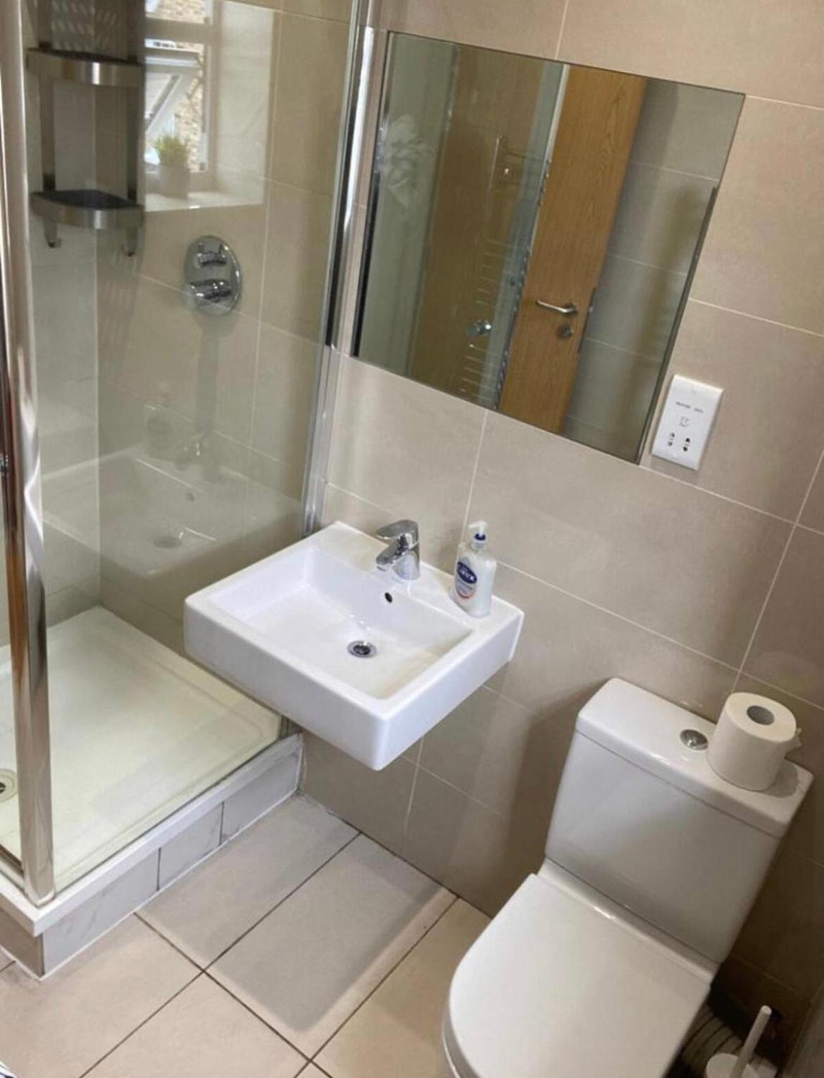 Privatunterkunft Private In Euston, London