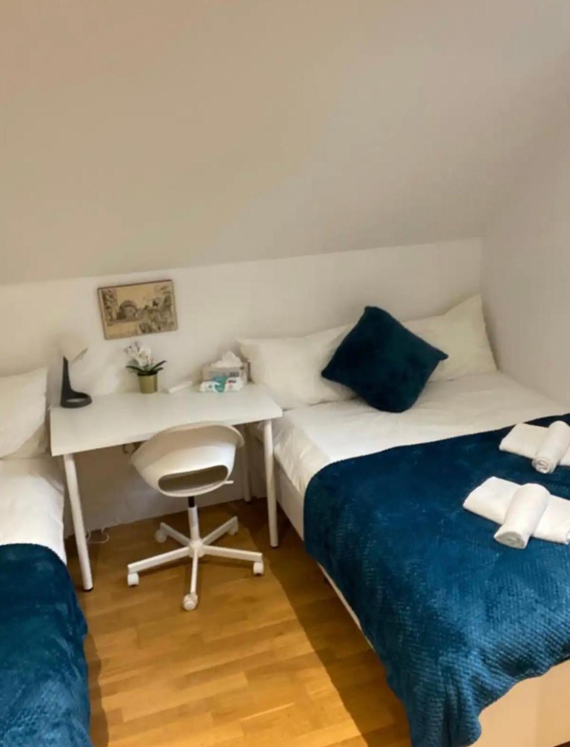 Privatunterkunft Private In Euston,