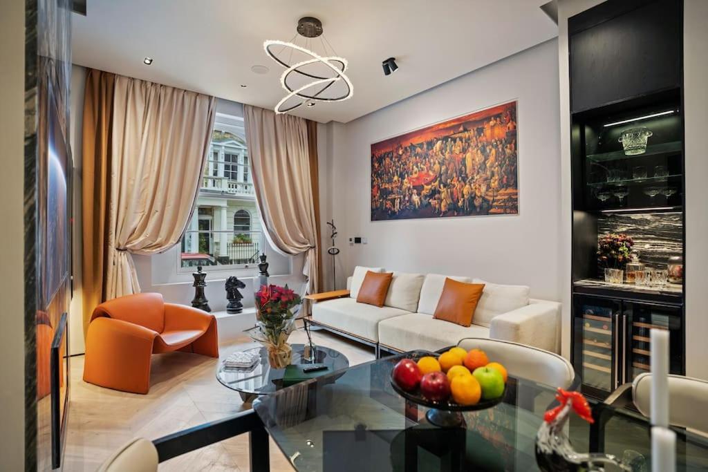 Unique 1 Bedroom Luxury Haven In Apartment