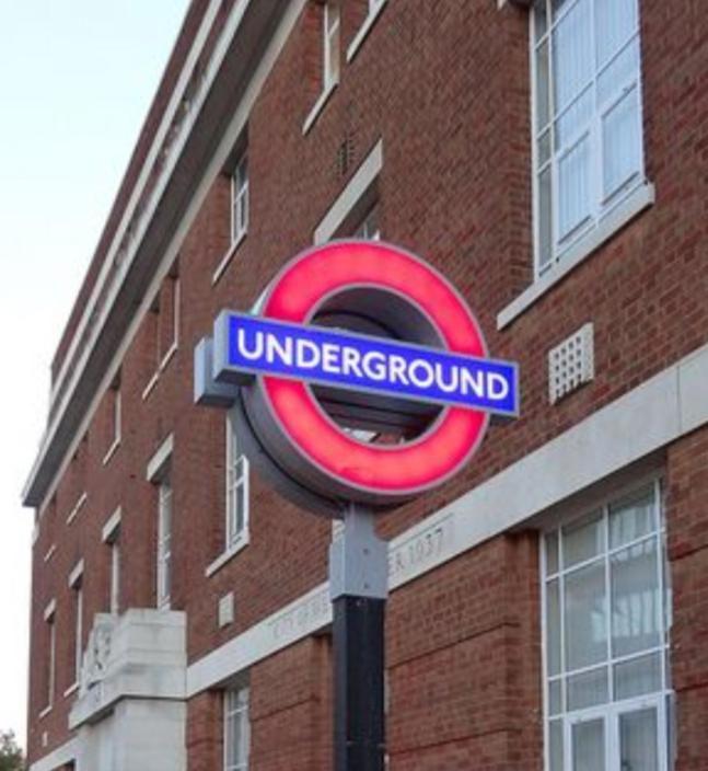 Pimlico Sw1 - Location Location! Light And Spacious One Bedroom In A Stunning Victorian Building. Great Storage! Lejlighed *