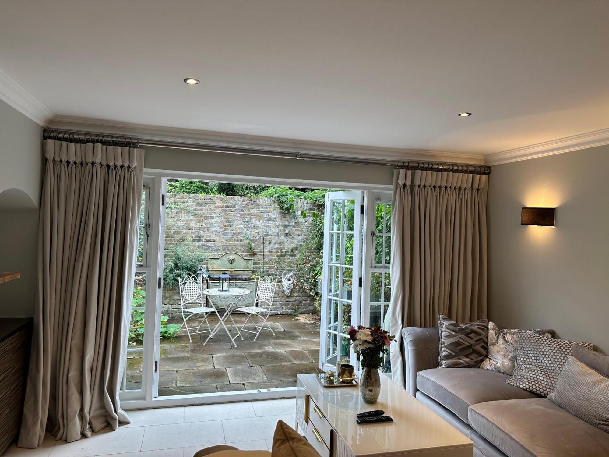 Fairytale Belgravia House - 2 Beds 2 Baths 4 People Londres