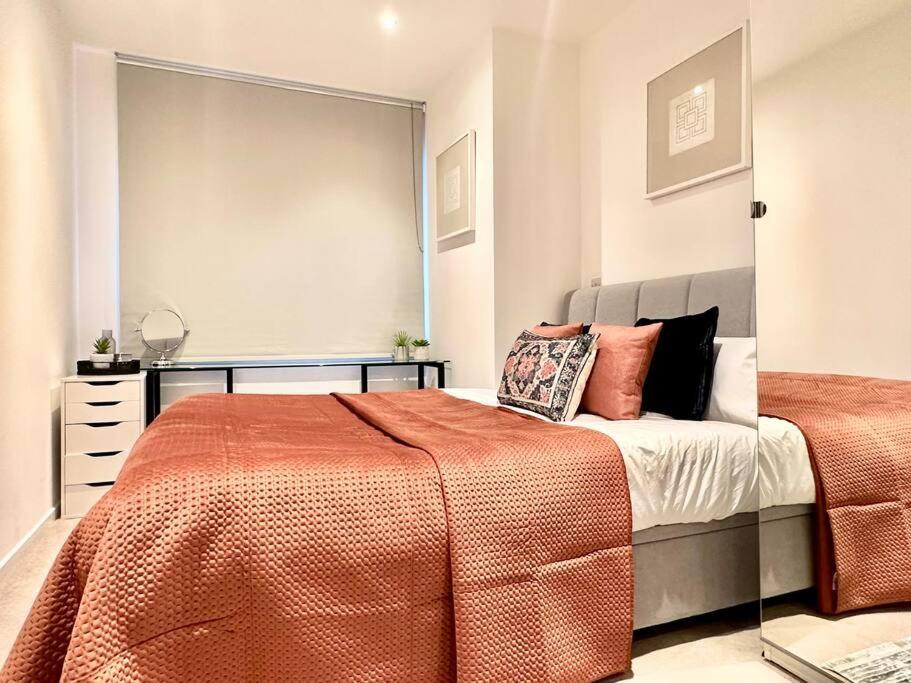 Modern 2 Bedroom In Central Appartement *