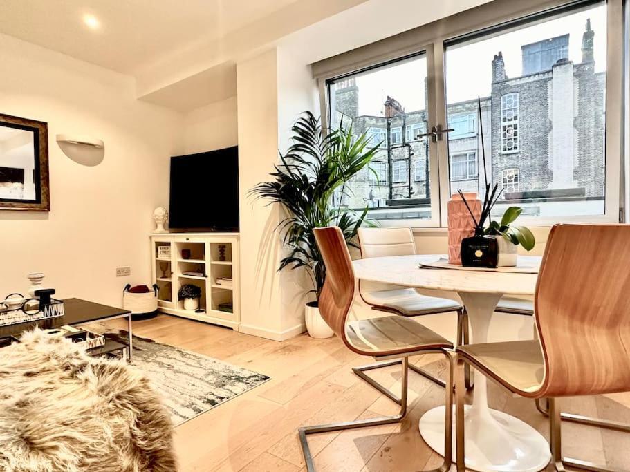 Appartement Modern 2 Bedroom In Central