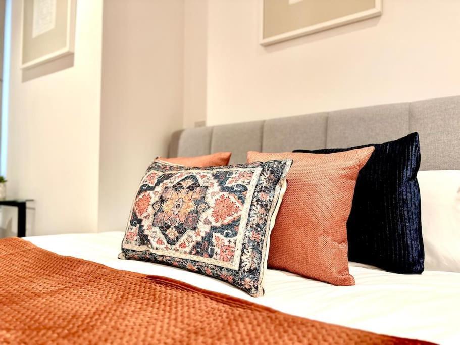Modern 2 Bedroom In Central Appartement *