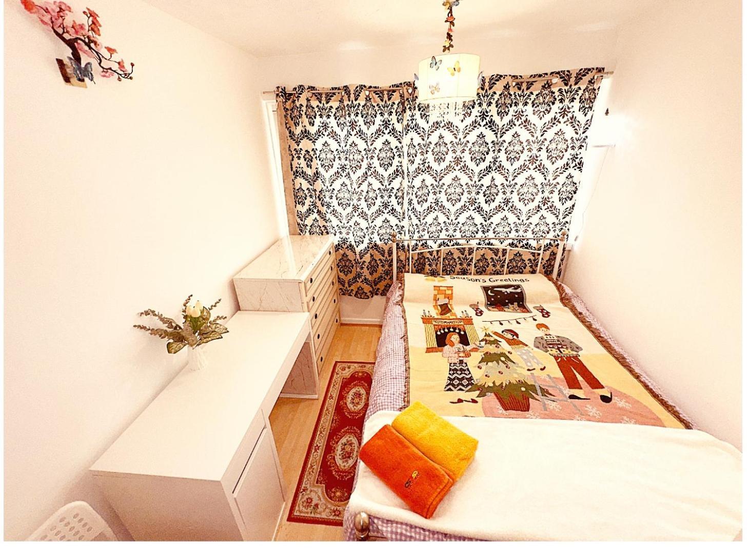 Rum i privatbostad Excellent Double In Cheap Rate Around London