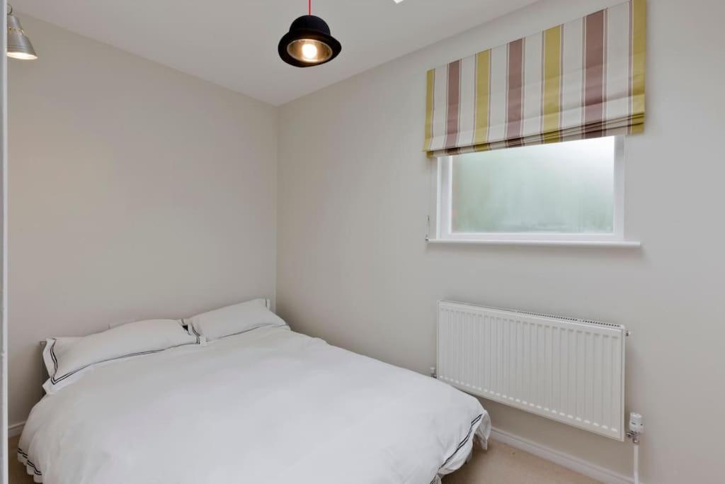Modern Town House In Barnes, West Feriehus *