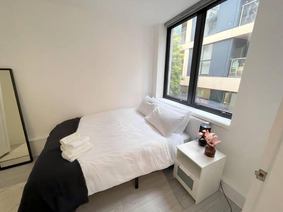 6 Bedroom In A 3 Building Complex, Great For Large Group Bookings, Location Lejlighed *