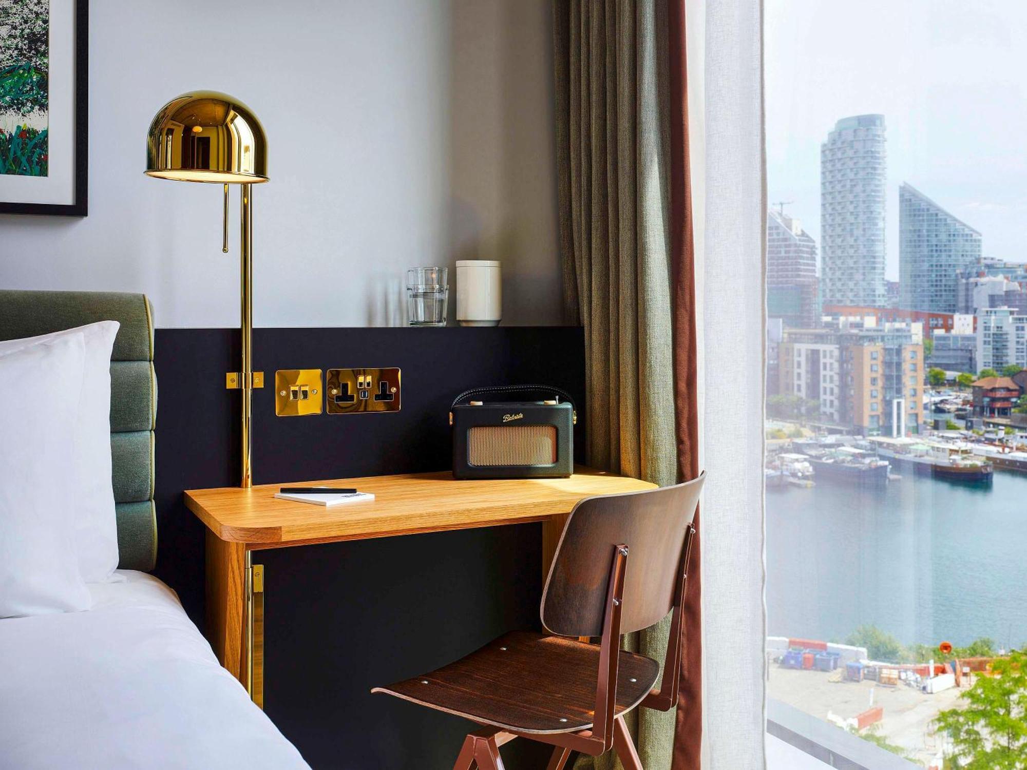 Tribe Canary Wharf Hotell