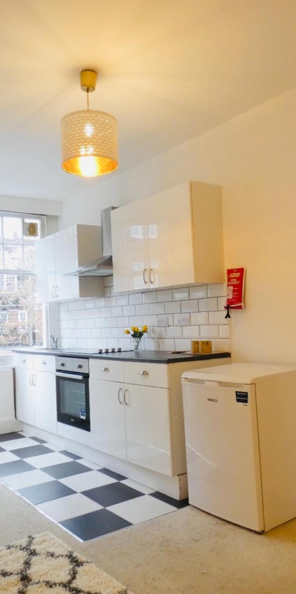 Glenmore Apartment *