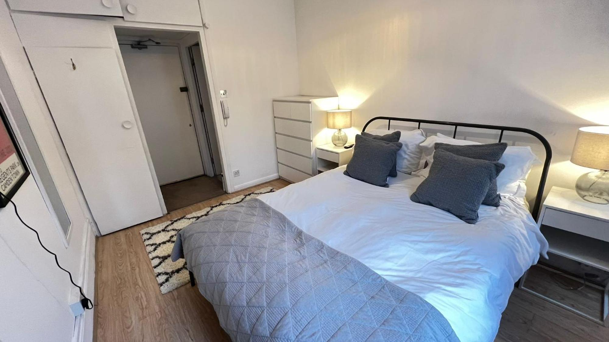 Glenmore * London
