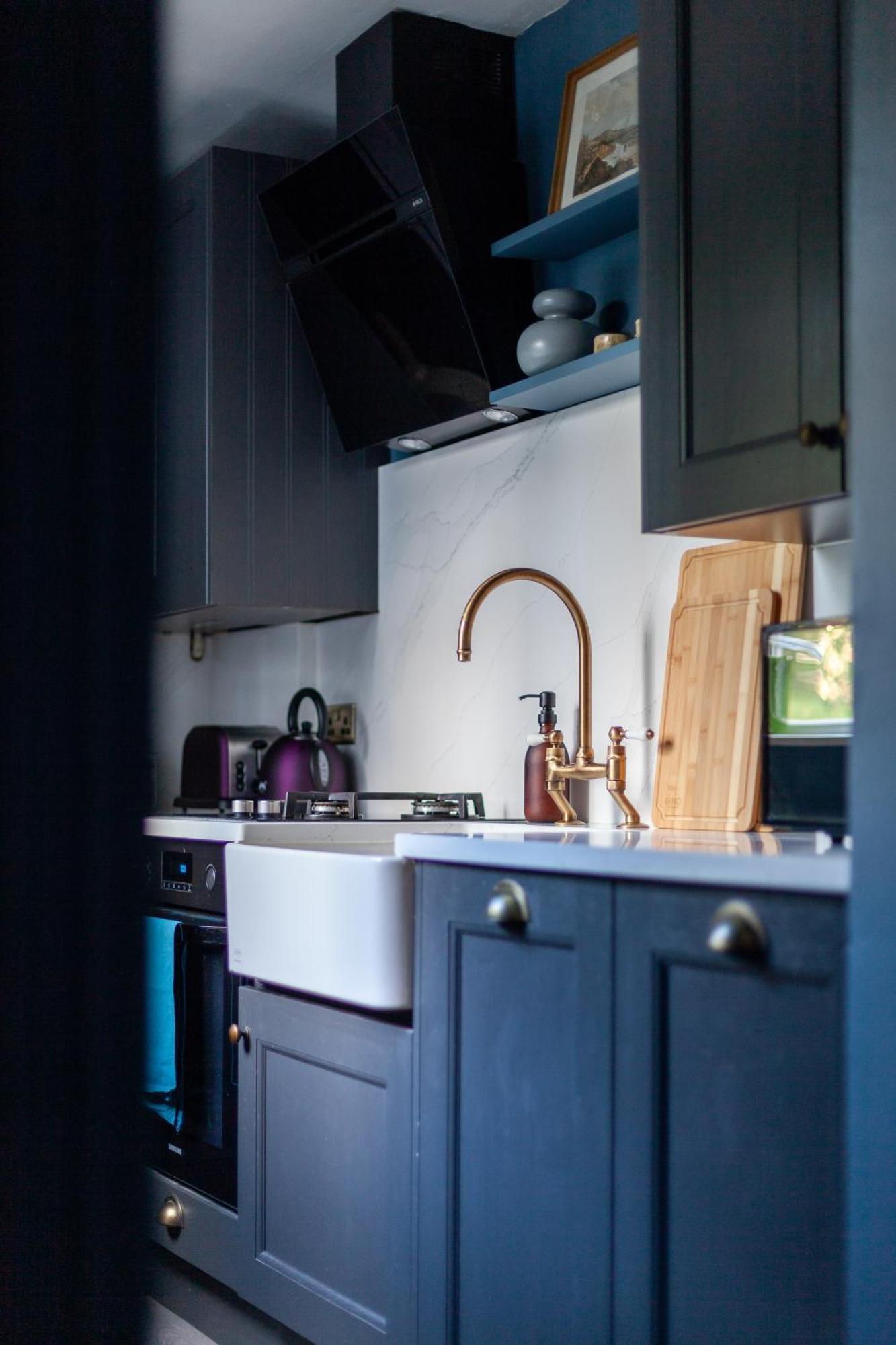 Arte - 2 Bed Luxurious Flat, Garden, 5min Dalston St., Parking Available, Serviced - Up To 5 Ppl Appartement Londen