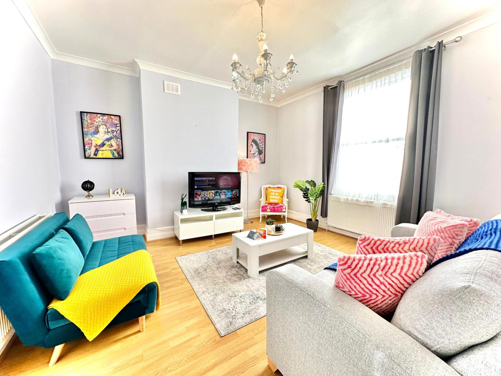 Apartment Enticing 2 Bedroom Flat With Mini-garden In Hackney, Lower Clapton