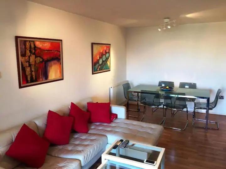 Accommodatie bij particulieren 1 Or 2 Ppl Near Excel, O2, Canary Wharf - *