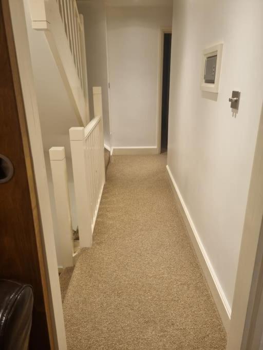 Superb 2bed/2bath Flat Waterloo *