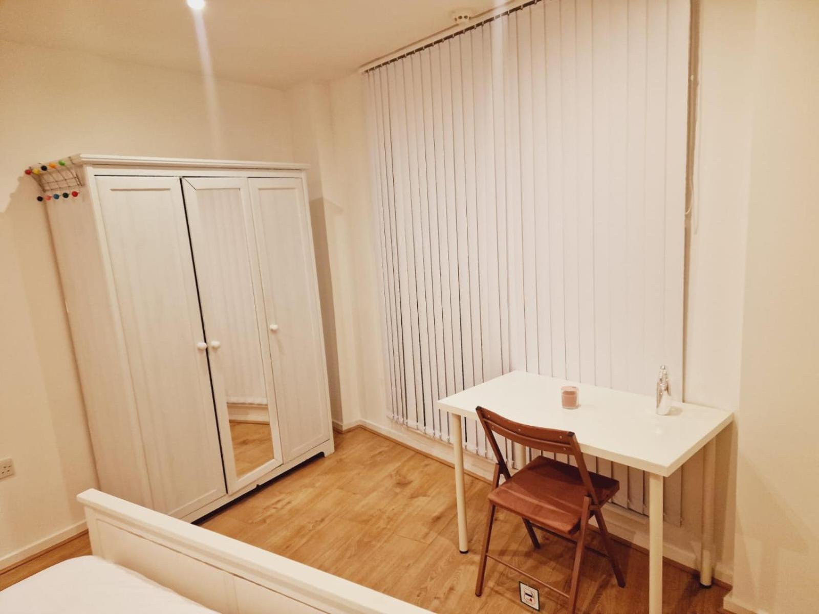 Deluxe 2-bed Near Shoreditch London