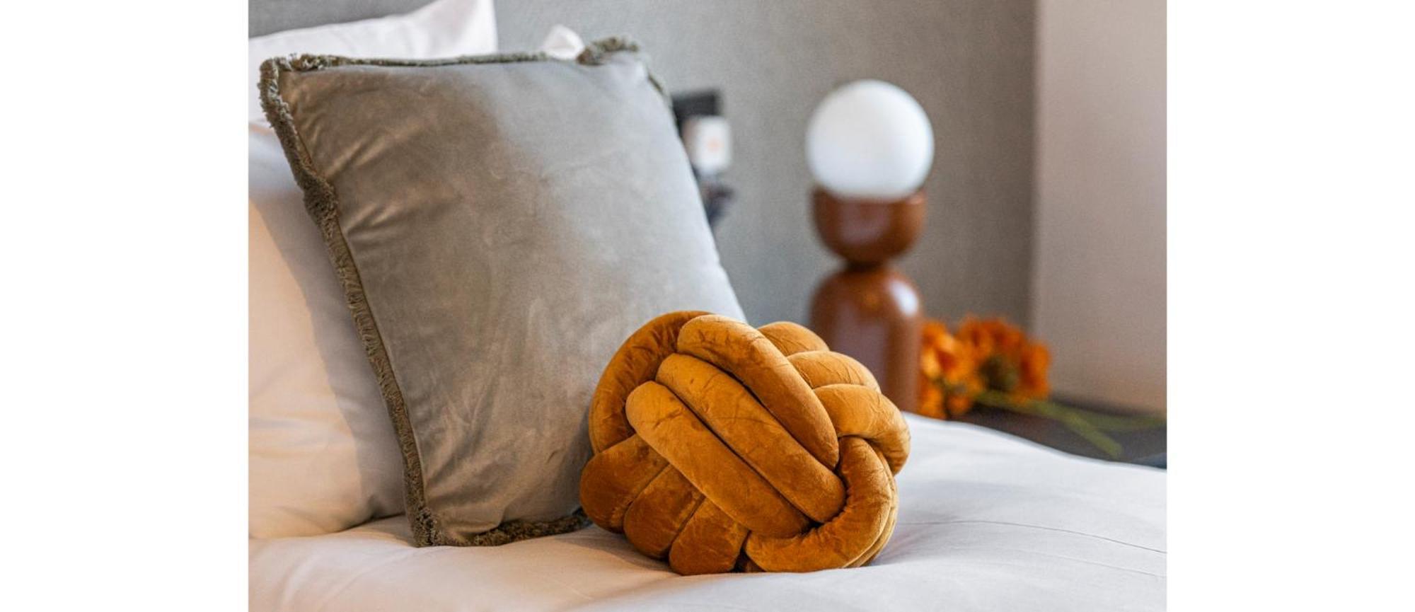 Appartement Simplicity Meets Warmth: 1-bed Delight *
