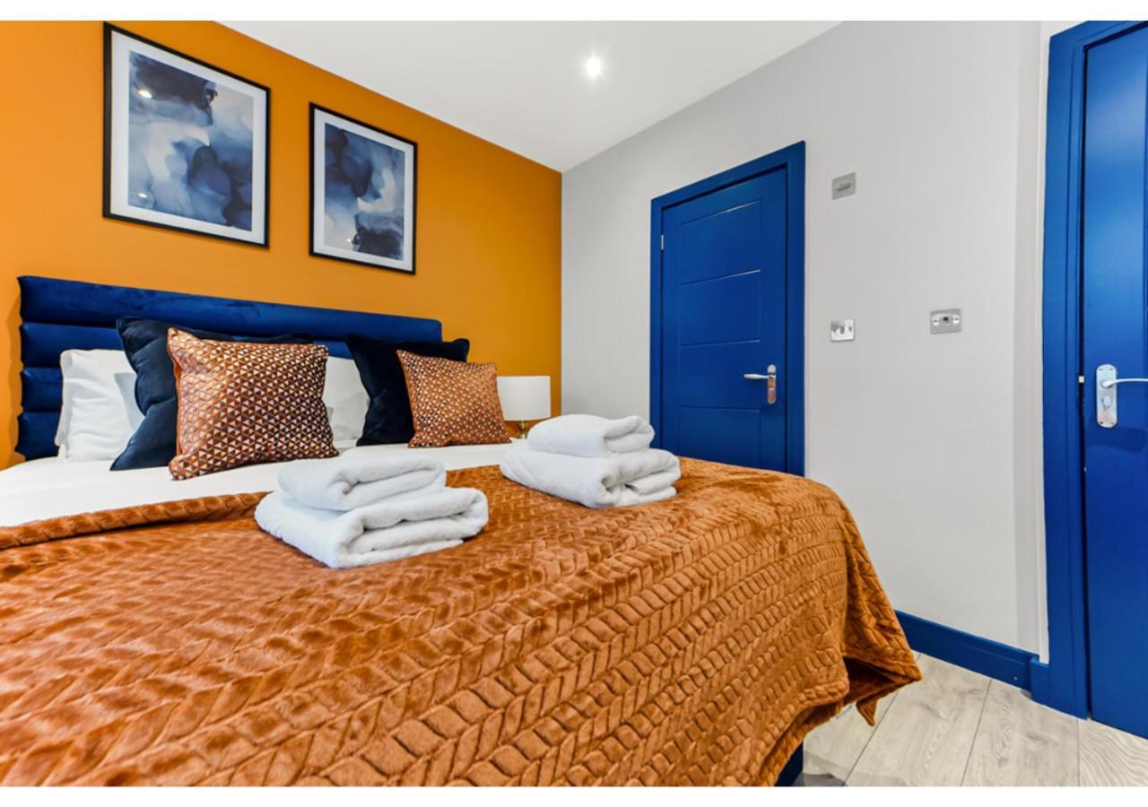 Leilighet Palatial Style House Secs To Lovely River Walk London
