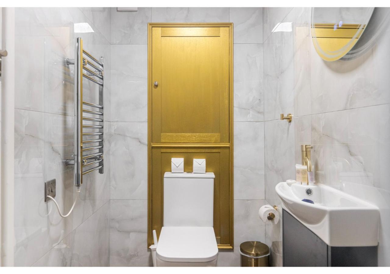 Adventure Awaits: Appartement Londen