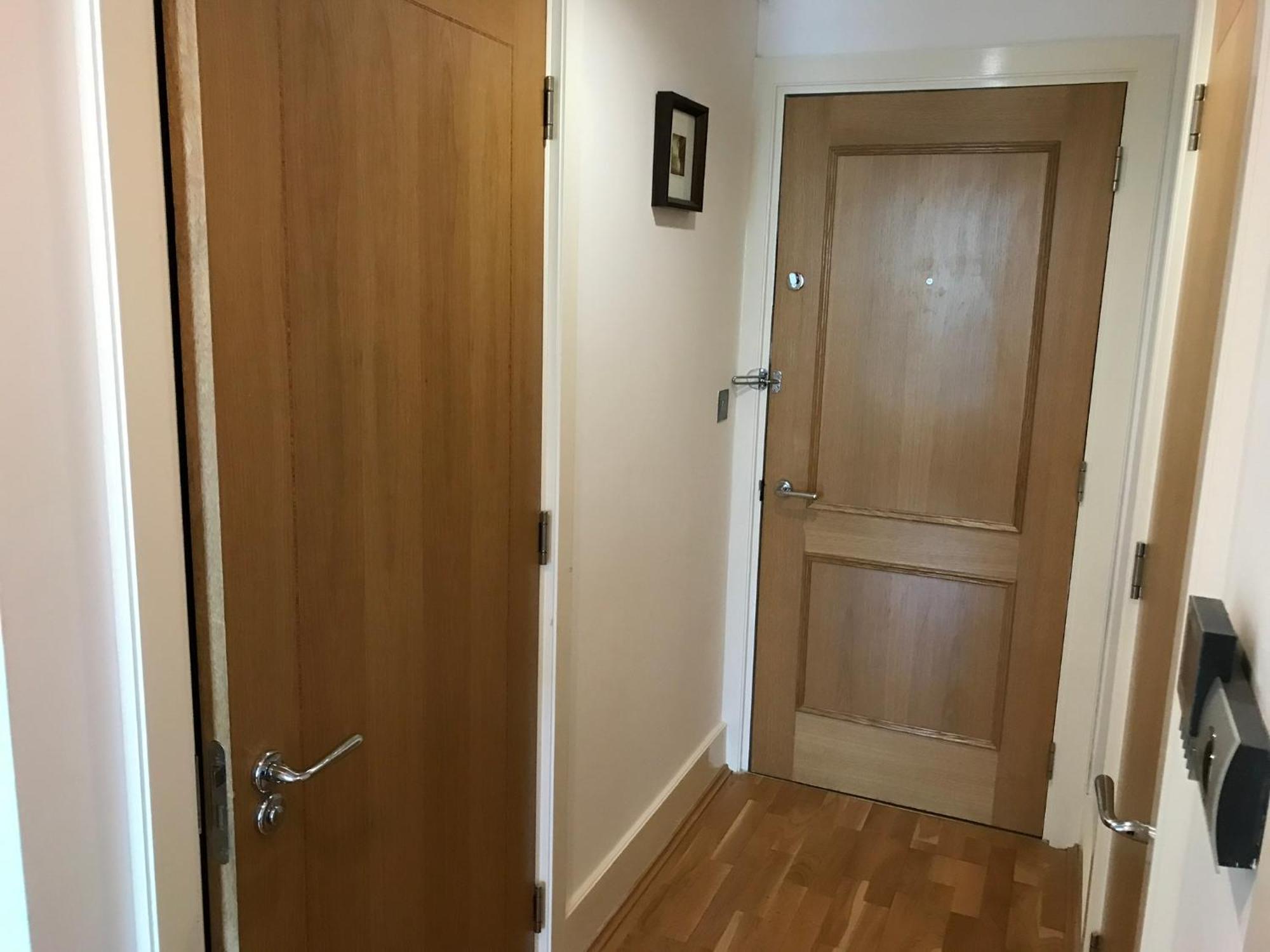 Cosy Private With Private Bathroom In A River View Flat Accommodatie bij particulieren *