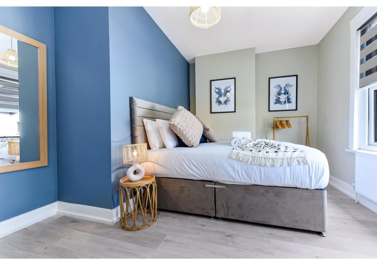 Lägenhet Great 4br House London