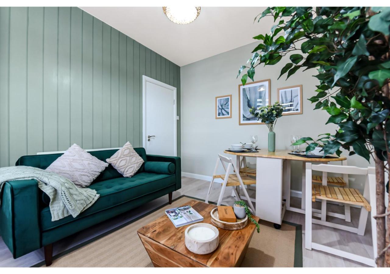 Lägenhet Great 4br House London