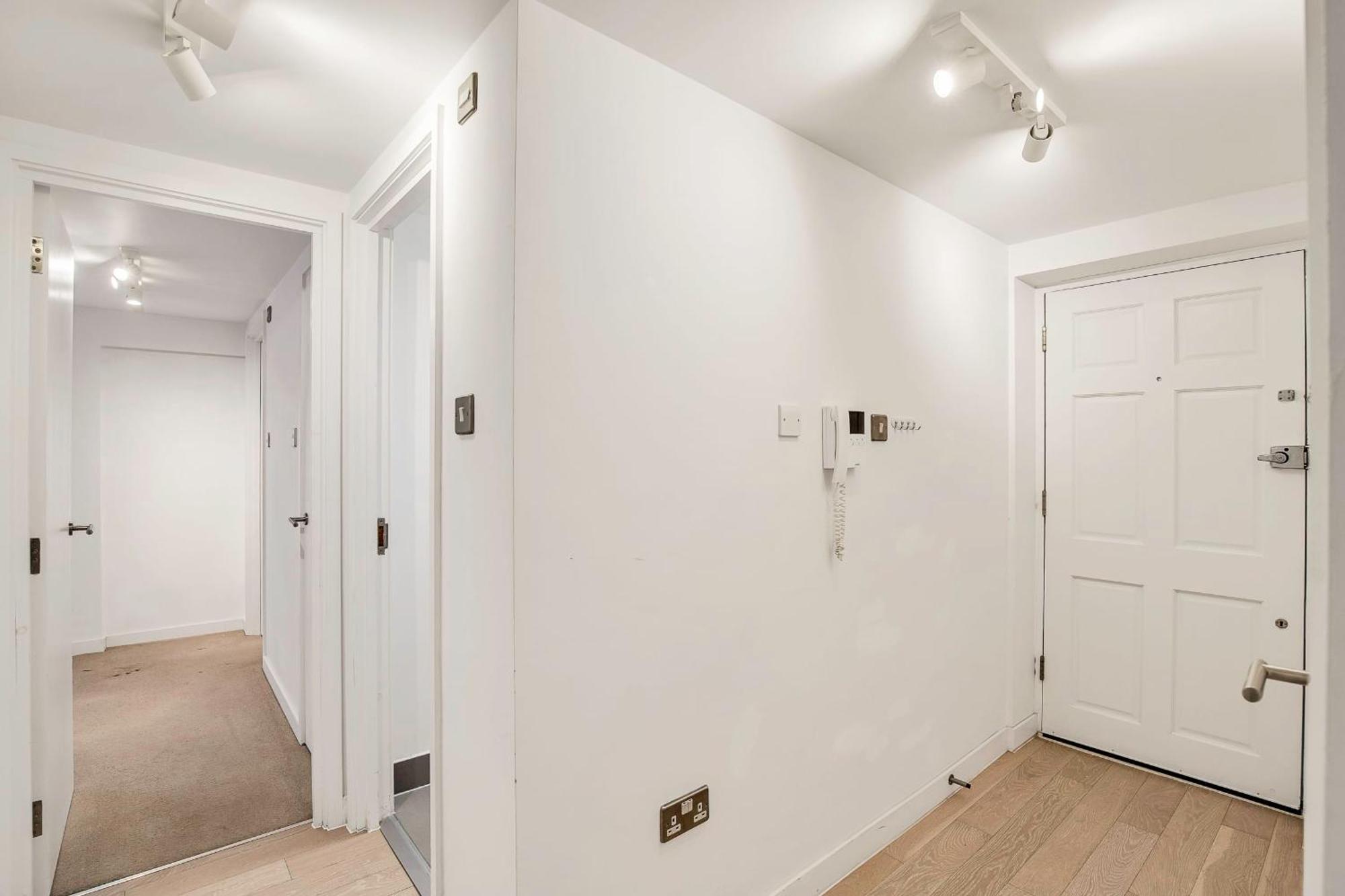 Bright And Spacious Belgravia Londen