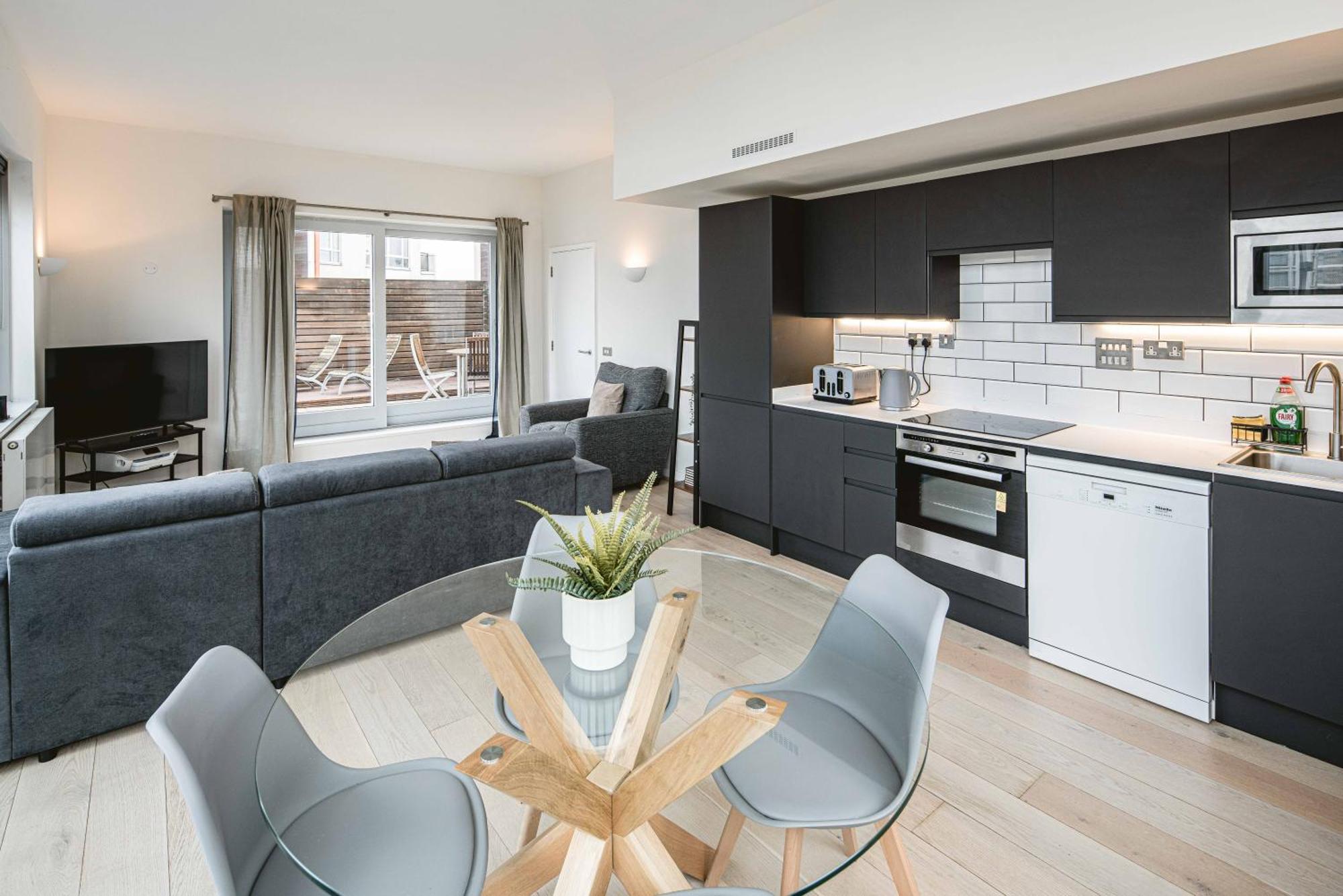 Beautiful Penthouse With Private Terrace In Greenwich Peninsula Londra