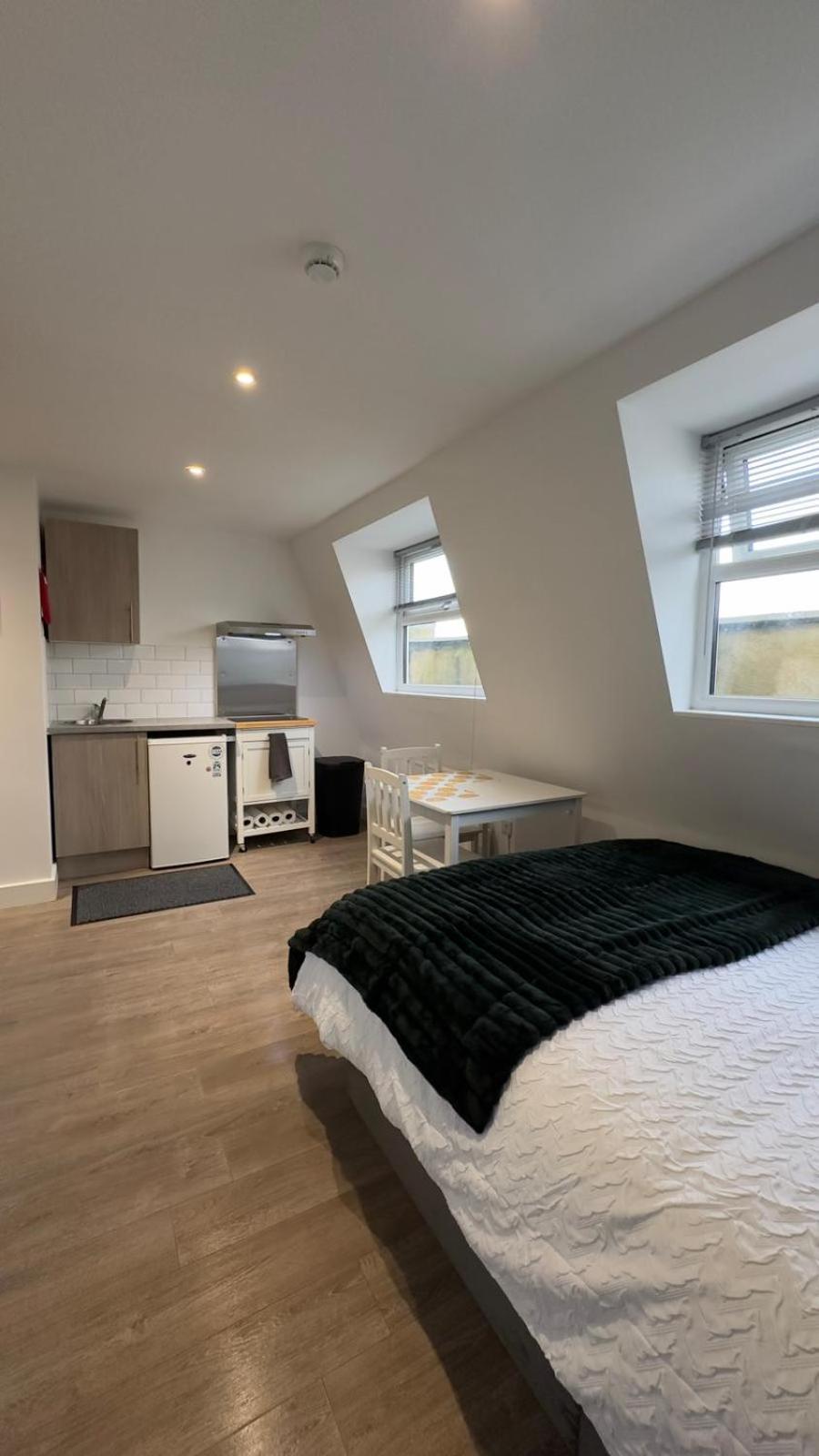 Halloway Guest 54 Apartment *