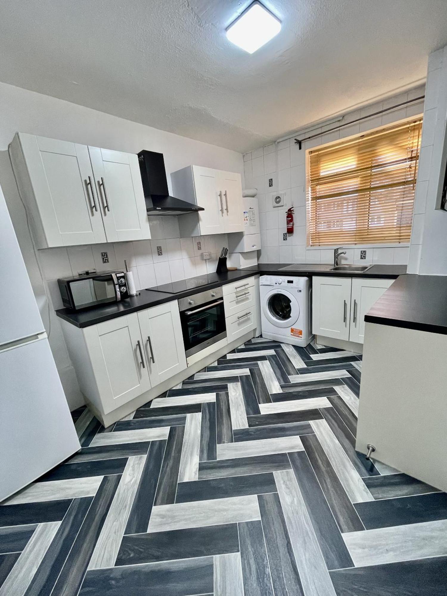 Deluxe - Next To Kings Cross - Eurostar & Euston Station Apartment