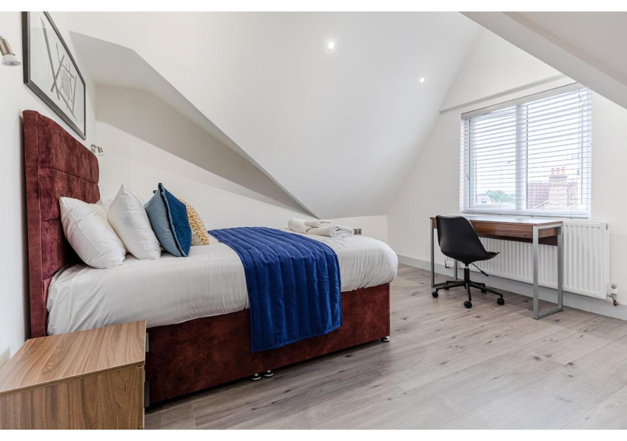 Cozy And Stylish 2 Bedroom Flat In Greater Londen