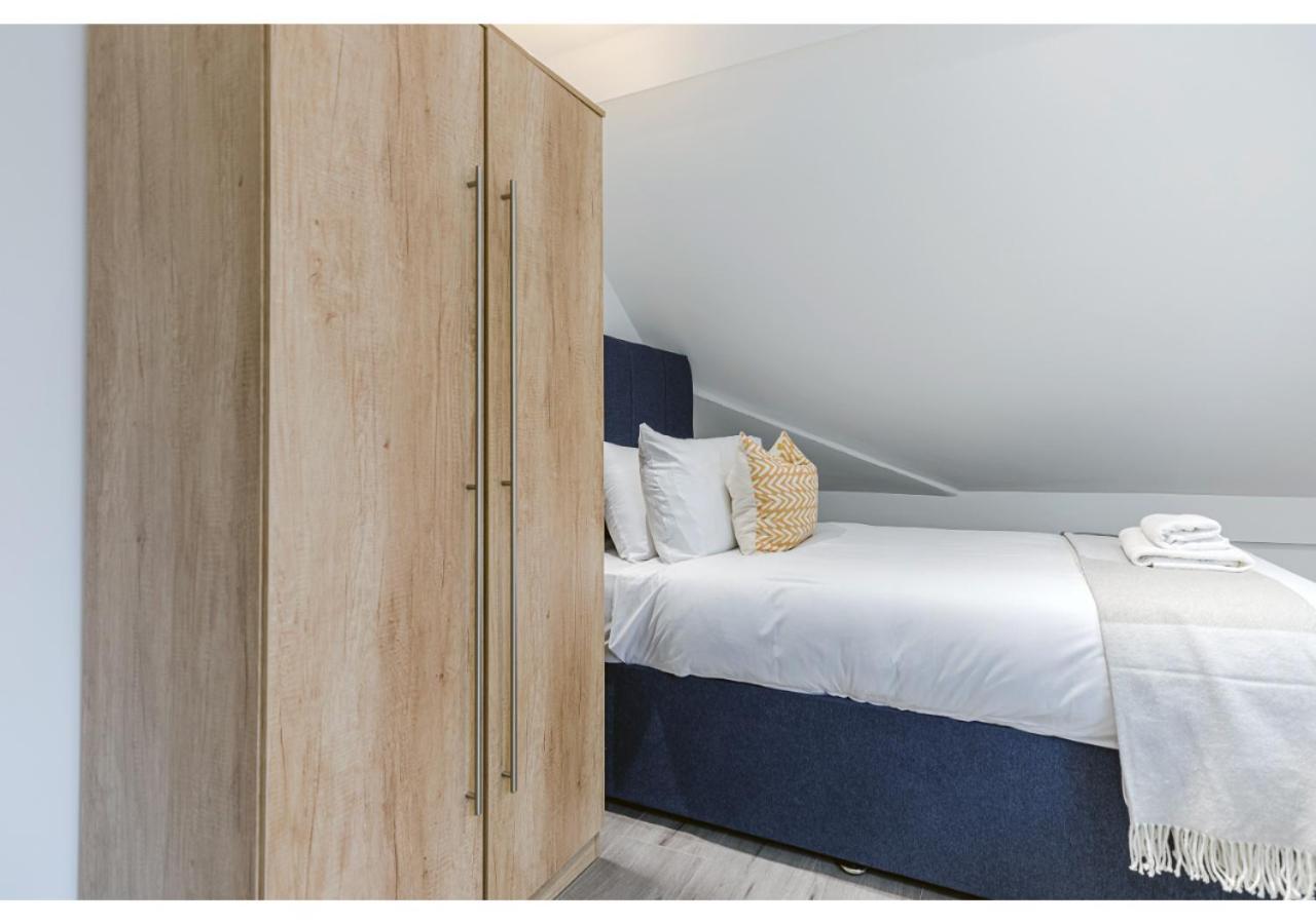 Cozy And Stylish 2 Bedroom Flat In Greater * Londen