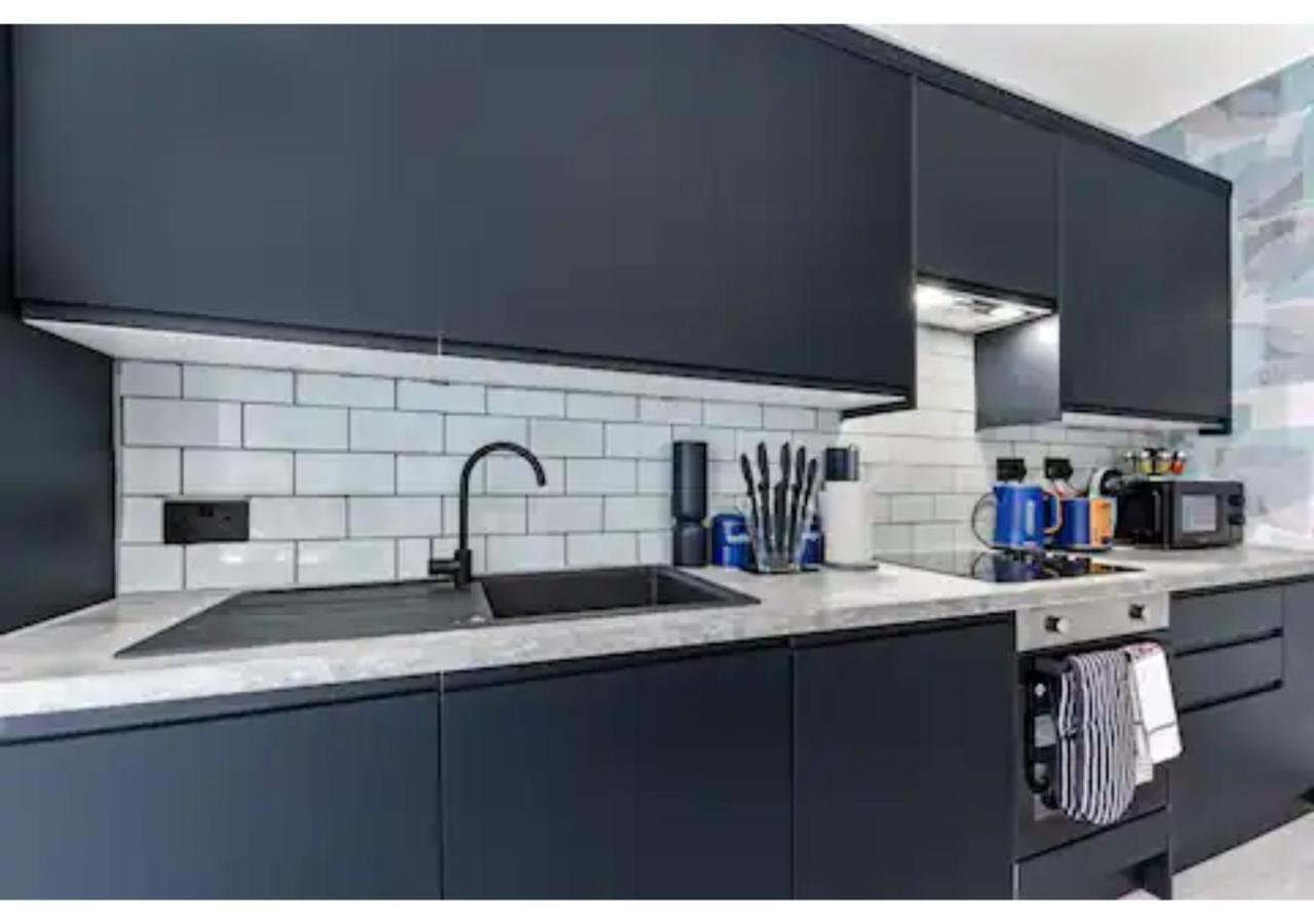Three Bedroom - Perfect For Large Groups Appartement Londen