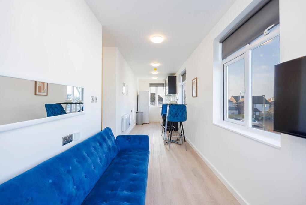 North West Studio By Av Short Lets * London