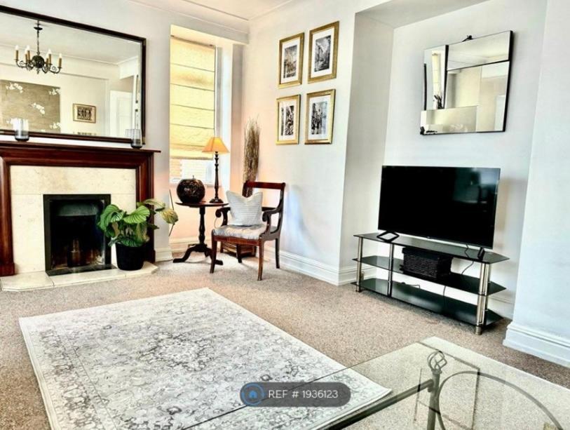 Executive Knightsbridge Leilighet London