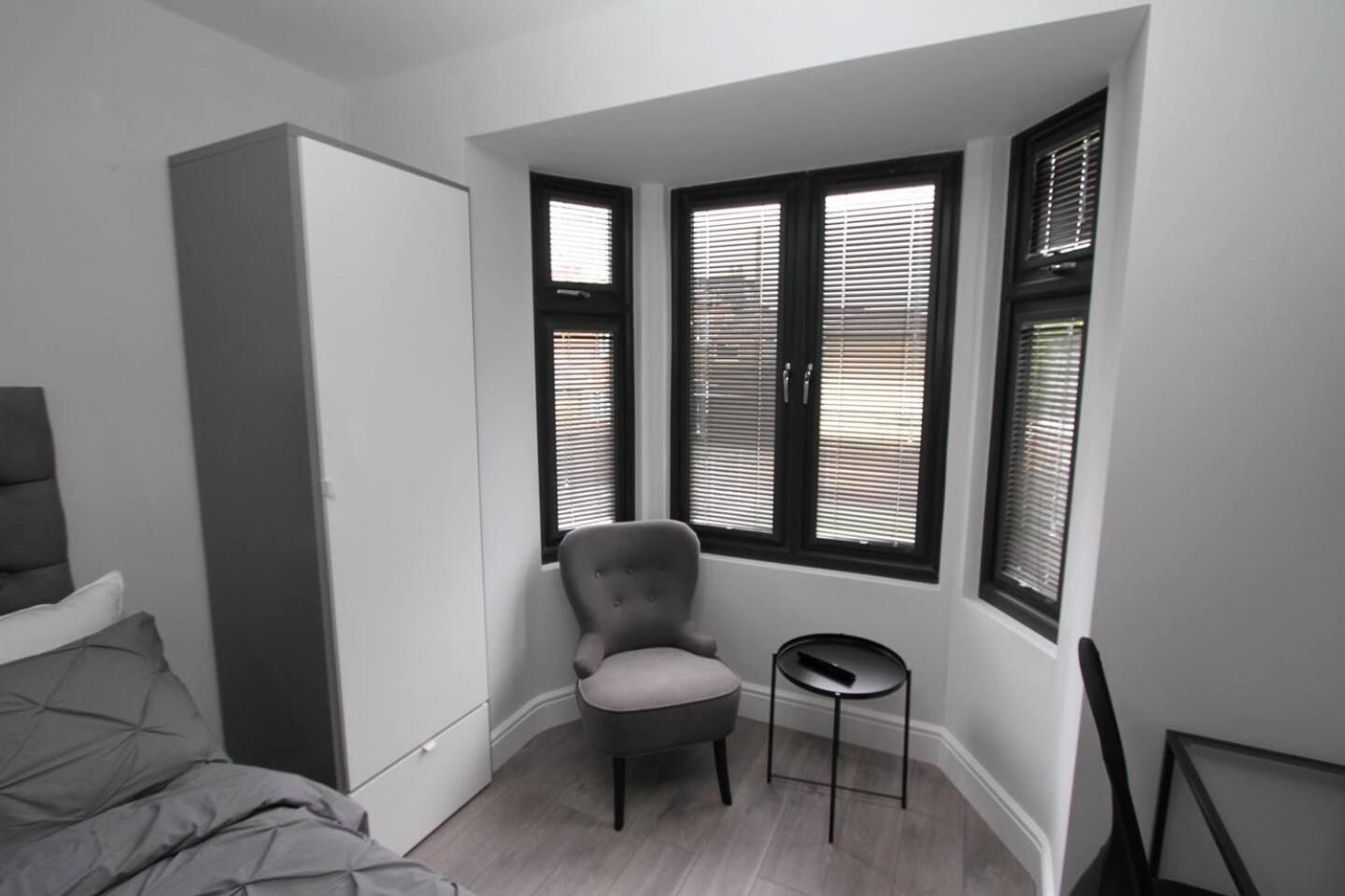 New Cosy In London!