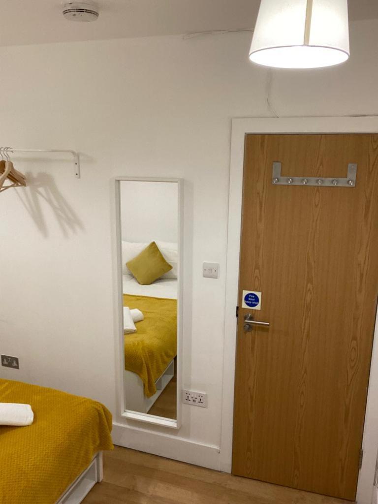 Private Near Euston Station, Londen