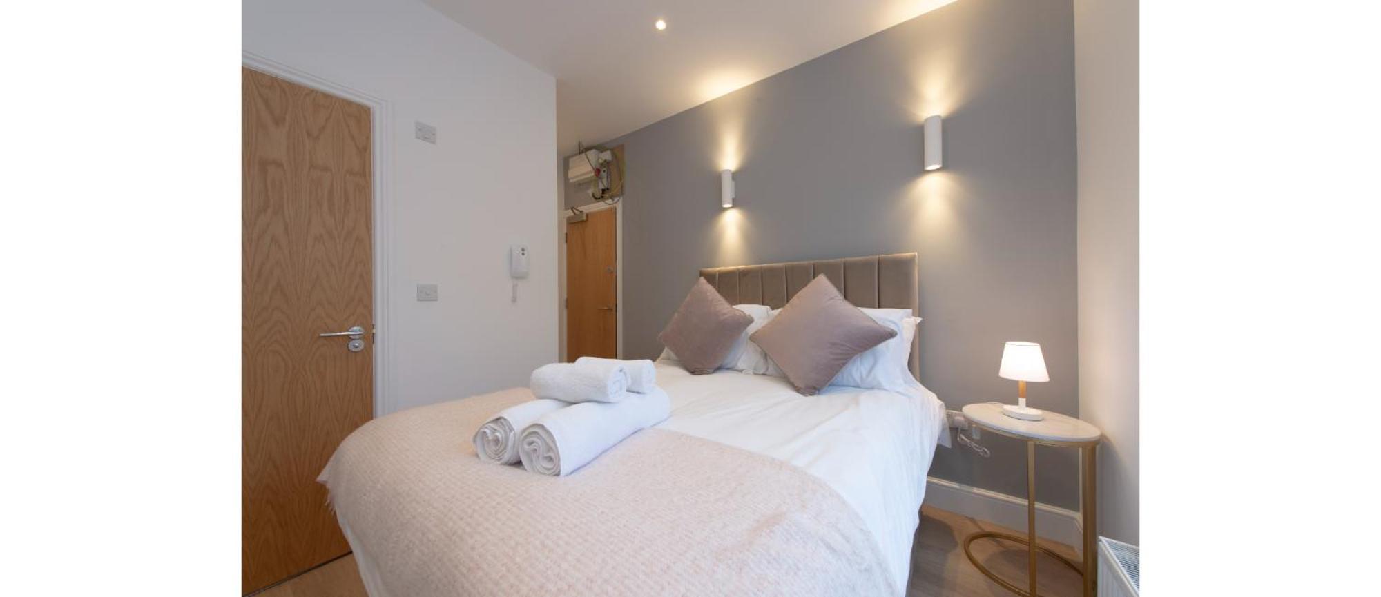 Apartment Dainty Close To Everything London