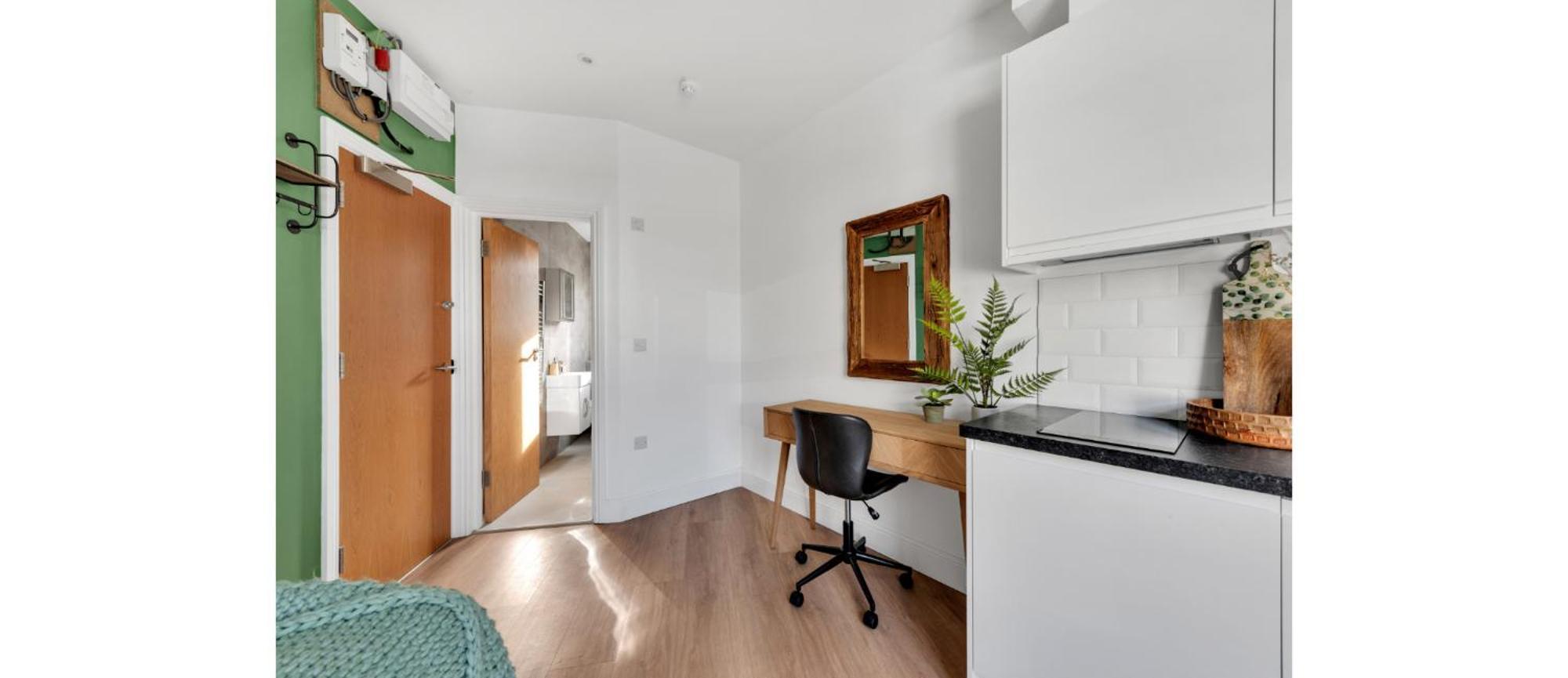 Cozy And Lovely - Close To Everything! London